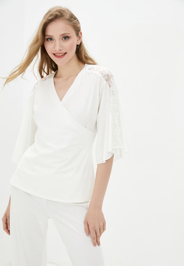 Піжама жіноча ORA білого кольору з мереживом на рукавах., (42-44) S